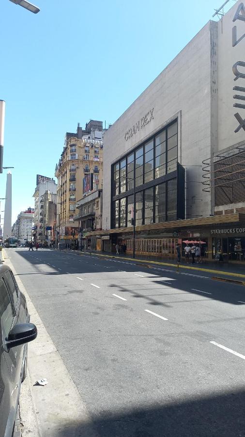 Que Mejor Vista Del Obelisco Piso A La Calle Corrientes 부에노스아이레스 외부 사진